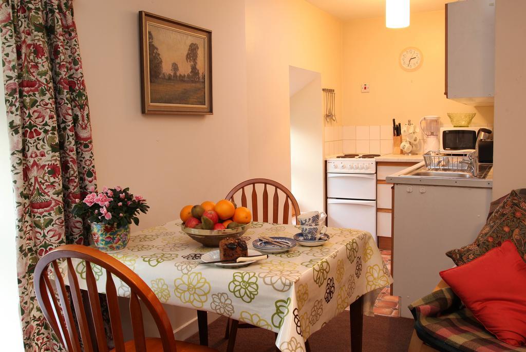 Inverawe Cottages 테이뉠트 객실 사진