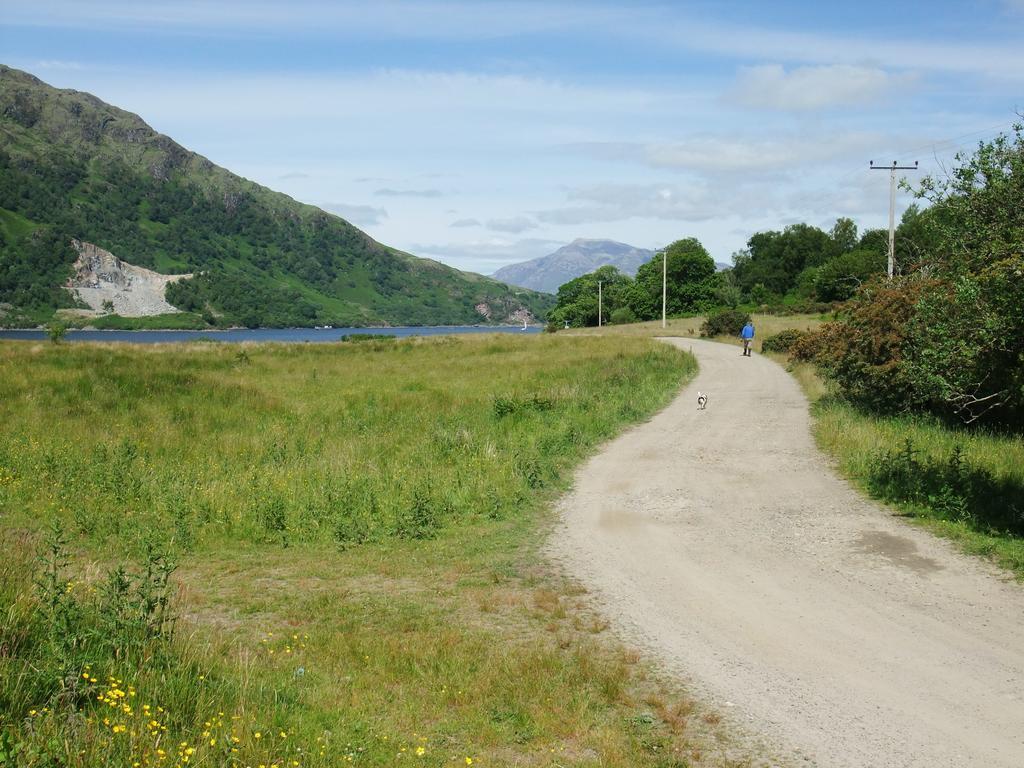 Inverawe Cottages 테이뉠트 객실 사진