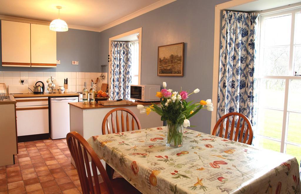 Inverawe Cottages 테이뉠트 객실 사진